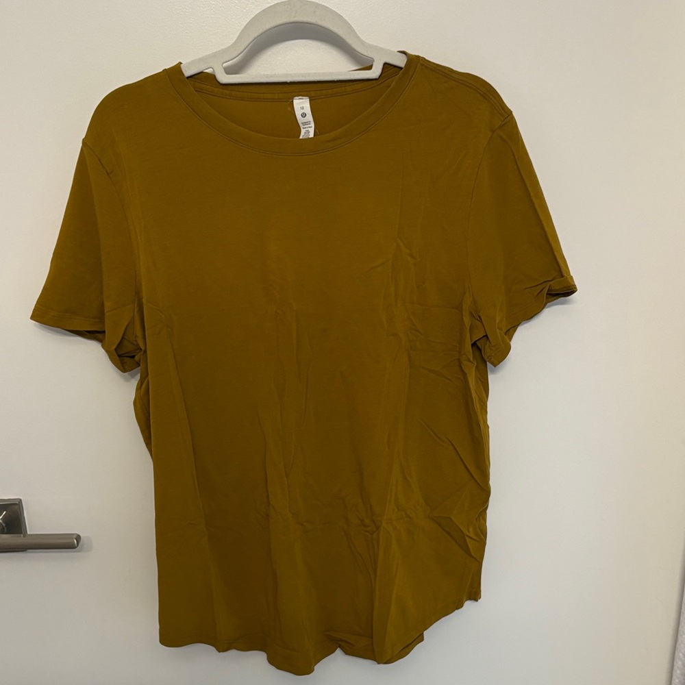 Lululemon Athletica Golden Top